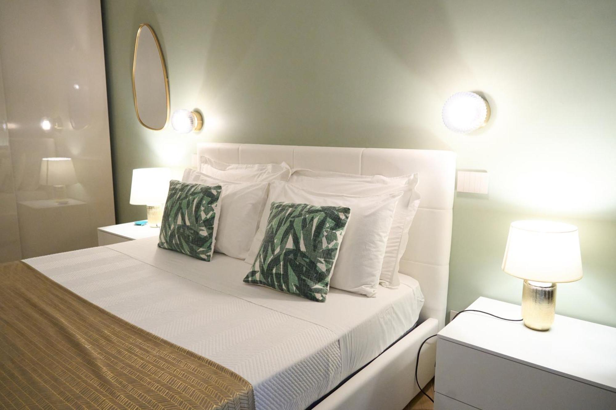 Trastevere Boutique With Gym And Steam Shower Рим Екстер'єр фото